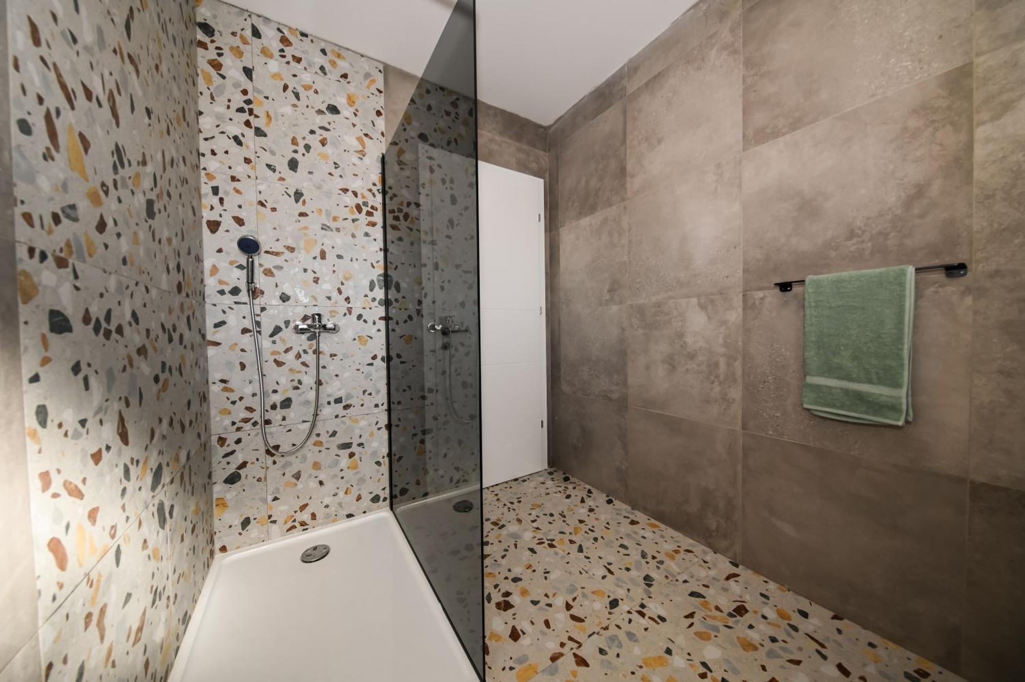 Veliki Apartman Petra Posedarje Cameră foto